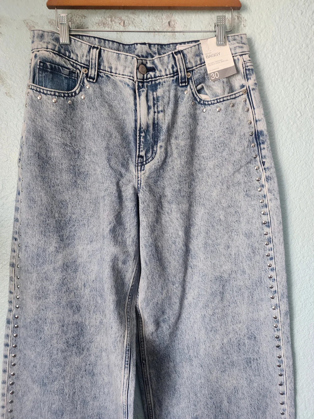 GAP Mid Rise Baggy Jeans - Light Blue Denim New With Tags - Picture 4 of 14